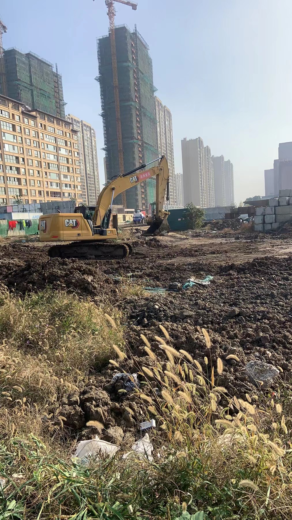 高郵鹽河之心項目A2地塊土（石）方挖運、回填工程